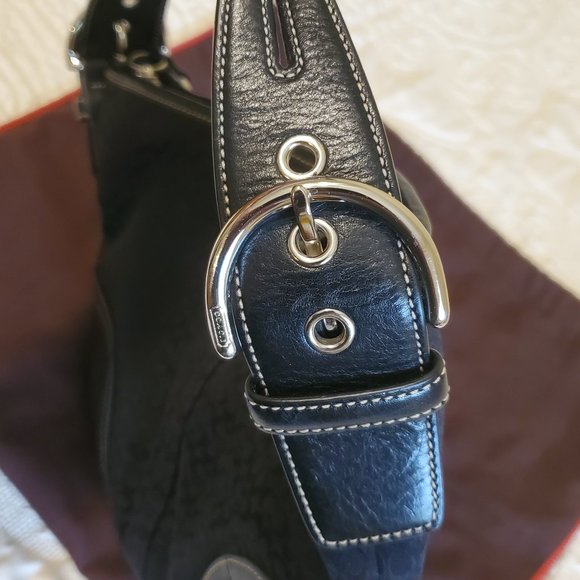 Signature Coach Hobo Bag Leather Black & Silver - Picture 6 of 10